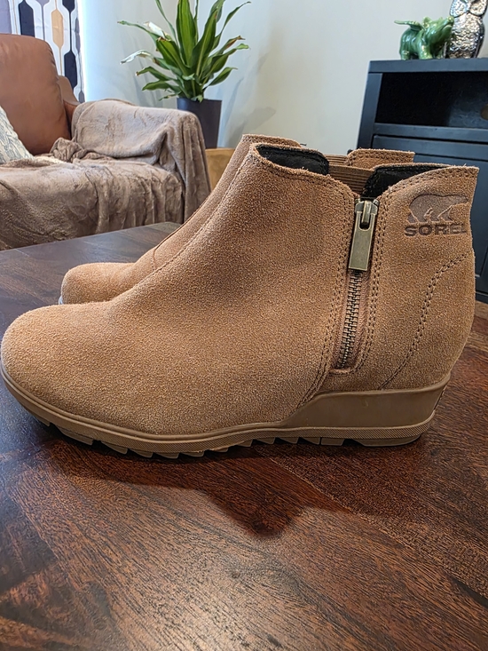 Sorel Shoes - Sorel Eva II Zip Bootie, size 8